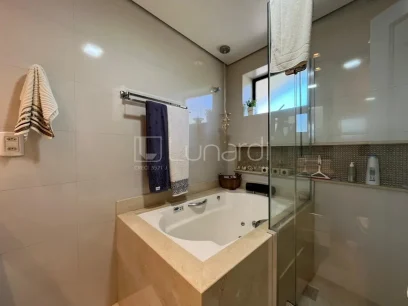 Foto Apartamento com 3 Dormitórios