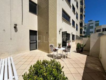 Foto Apartamento com 3 Dormitórios