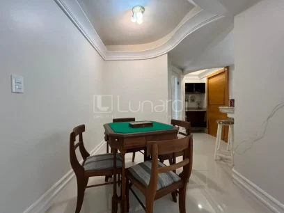 Foto Apartamento com 3 Dormitórios