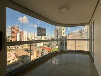 Foto Apartamento com 3 Dormitórios