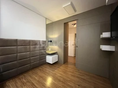 Foto Apartamento com 2 Dormitórios