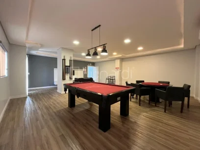 Foto Apartamento com 2 Dormitórios