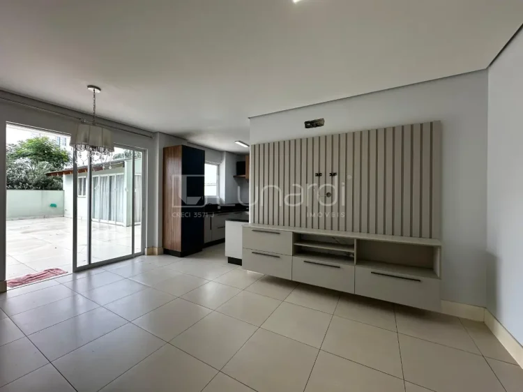 Apartamento com 2 Dormitórios