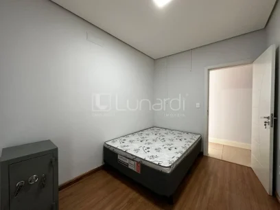 Foto Apartamento com 2 Dormitórios