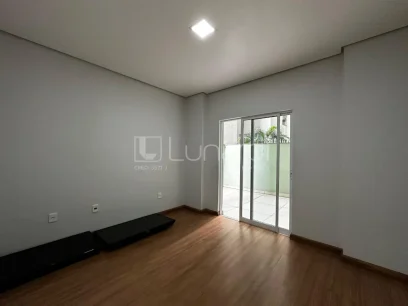 Foto Apartamento com 2 Dormitórios