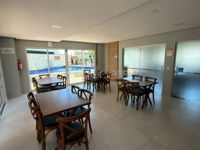 Foto Apartamento com 2 Dormitórios