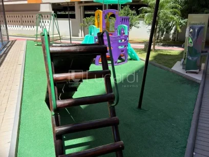 Foto Apartamento com 2 Dormitórios