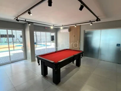 Foto Apartamento com 2 Dormitórios