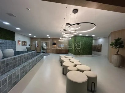 Foto Apartamento com 2 Dormitórios