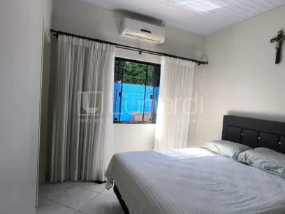 Foto Casa com 3 Dormitórios