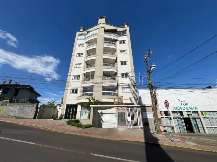 Apartamento com 3 Dormitórios