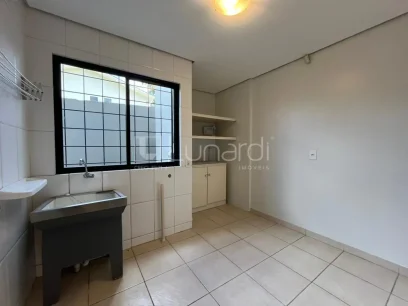 Casa com 4 Dormitórios - Miniatura - Lunardi Imóveis