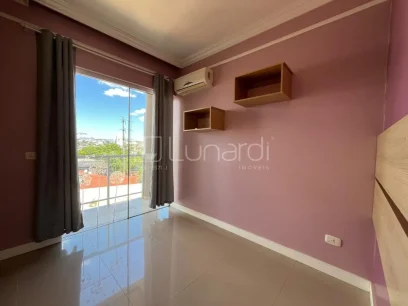 Foto Casa com 3 Dormitórios