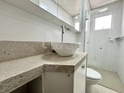 Foto Apartamento com 2 Dormitórios