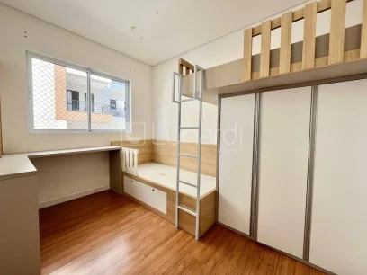 Foto Apartamento com 2 Dormitórios