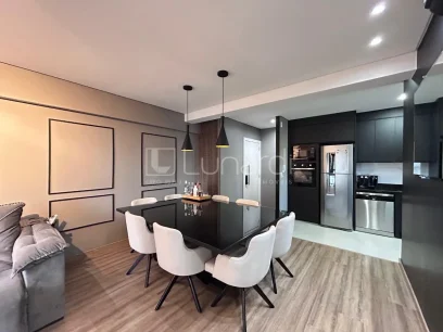 Foto Apartamento com 2 Dormitórios