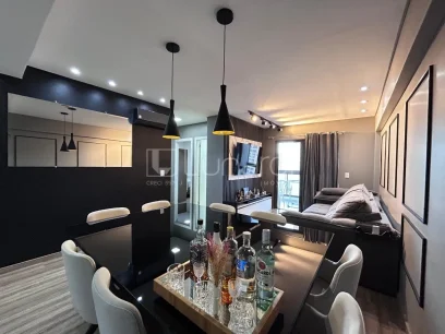 Foto Apartamento com 2 Dormitórios