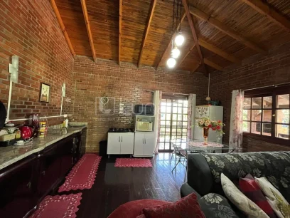 Foto Casa com 3 Dormitórios