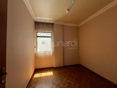 Foto Apartamento com 3 Dormitórios