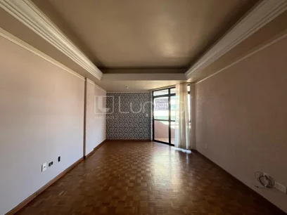 Foto Apartamento com 3 Dormitórios