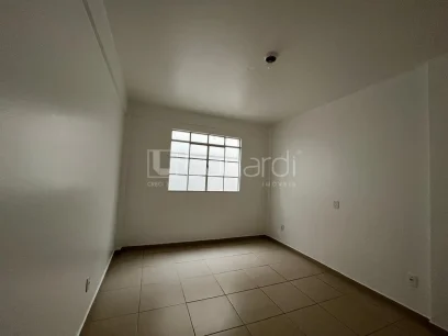 Foto Apartamento com 2 Dormitórios