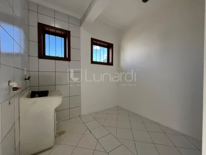 Casa com 3 Dormitórios - Miniatura - Lunardi Imóveis