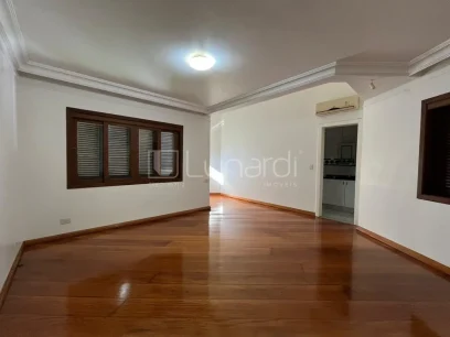 Casa com 3 Dormitórios - Miniatura - Lunardi Imóveis