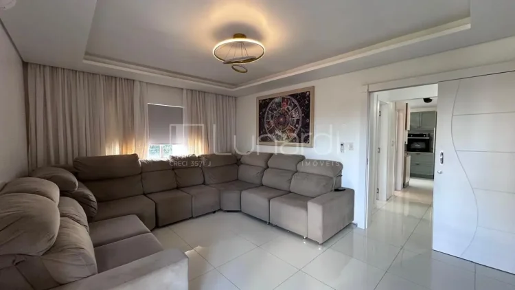 Apartamento com 3 Dormitórios