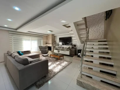 Foto Casa com 3 Dormitórios