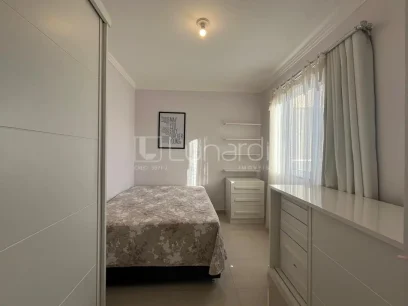 Foto Apartamento com 3 Dormitórios