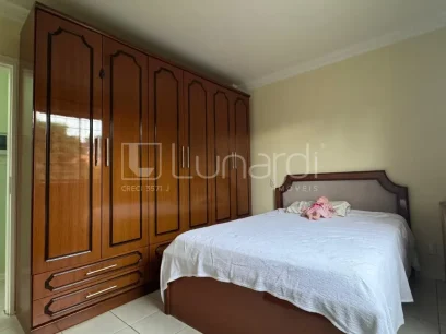 Foto Apartamento com 3 Dormitórios