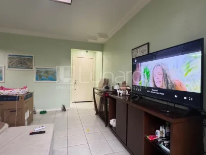 Foto Apartamento com 3 Dormitórios