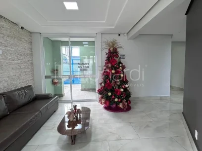 Foto Apartamento com 2 Dormitórios