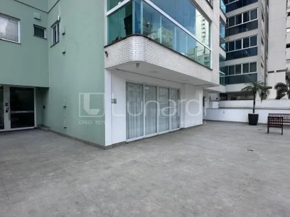 Foto Apartamento com 2 Dormitórios