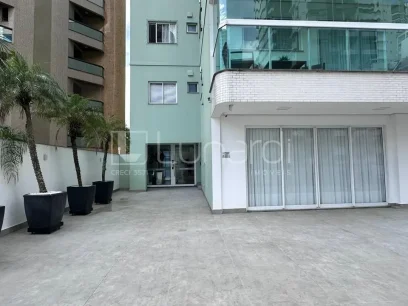 Foto Apartamento com 2 Dormitórios