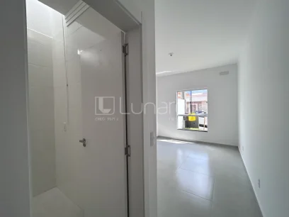 Casa com 2 Dormitórios - Miniatura - Lunardi Imóveis