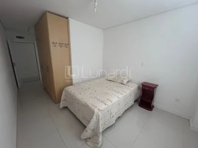 Foto Apartamento com 2 Suítes