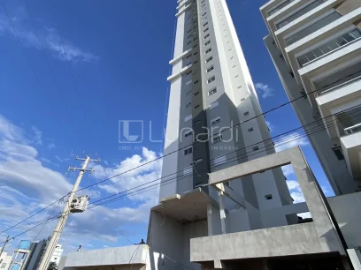 Foto Apartamento com 3 Dormitórios