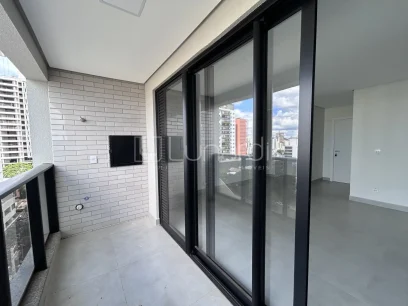 Foto Apartamento com 2 Dormitórios