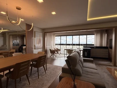 Apartamento com 2 Suítes