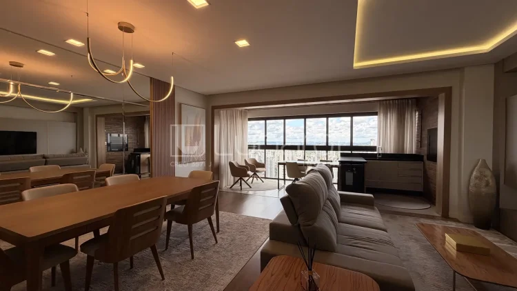 Apartamento com 2 Suítes