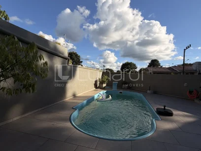 Foto Casa com 3 Dormitórios