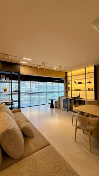 Apartamento com 3 Suítes