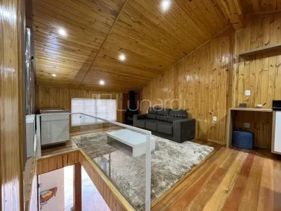 Foto Casa com 4 Dormitórios