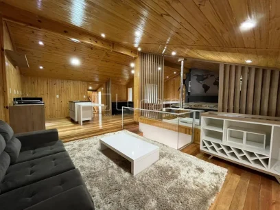 Foto Casa com 4 Dormitórios