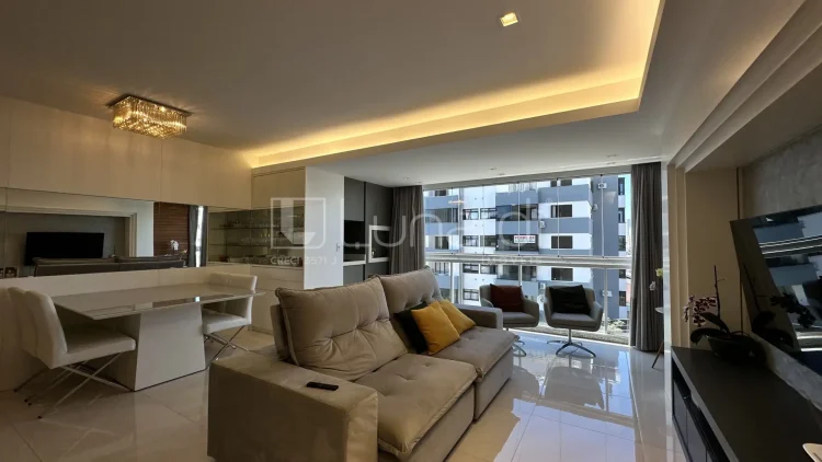 Apartamento com 2 Dormitórios
