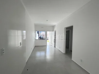 Casa com 2 Dormitórios - Miniatura - Lunardi Imóveis