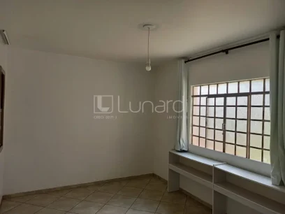 Foto Casa com 3 Dormitórios