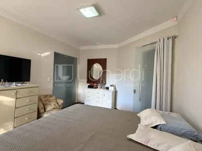 Foto Casa com 3 Dormitórios