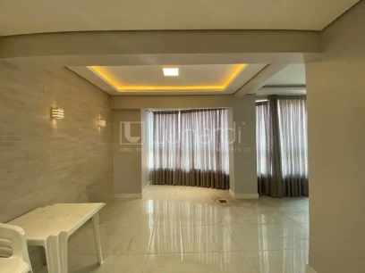 Foto Apartamento com 3 Dormitórios